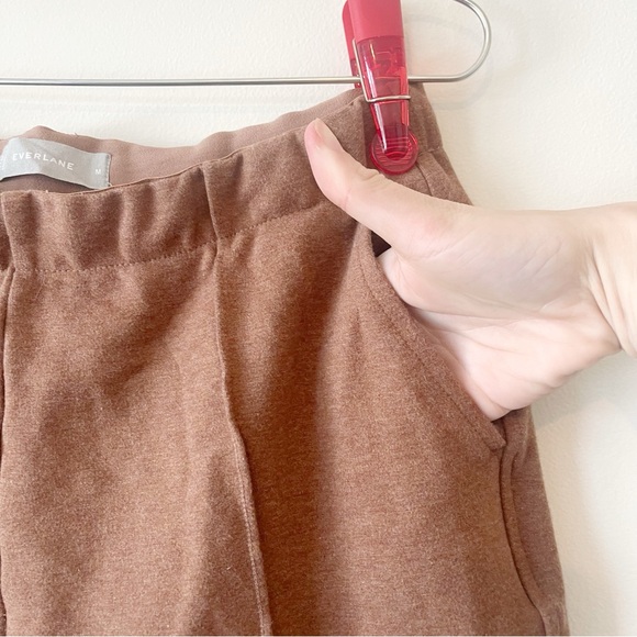 Everlane The Dream Pant Cropped Relaxed Trouser Sweatpants in Heathered Auburn - Picture 4 of 8